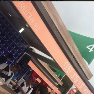 E você gostou do Chefs nos Eixos 3? Acabamos de chegar, um pouco ensopados hehehe, mas não poderíamos deixar de ir no Chefs nos Eixos 3ª edição que ocorreu no domingo dia 26 de abril de 2015, no Eixo Monumental debaixo de uma baita chuva em Brasília.