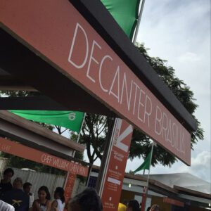 E você gostou do Chefs nos Eixos 3? Acabamos de chegar, um pouco ensopados hehehe, mas não poderíamos deixar de ir no Chefs nos Eixos 3ª edição que ocorreu no domingo dia 26 de abril de 2015, no Eixo Monumental debaixo de uma baita chuva em Brasília.