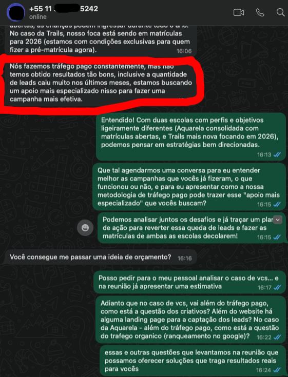 Tráfego Pago para Escolas: O Segredo Não Está Apenas nos Anúncios, Mas na Estratégia Completa No universo da educação, a captação de alunos é a força vital que impulsiona o crescimento e a sustentabilidade das instituições de ensino. Com o aumento da concorrência e a migração dos alunos para o mundo digital, o tráfego pago se tornou uma ferramenta essencial para alcançar o público certo e gerar matrículas. No entanto, muitos gestores escolares caem na armadilha de acreditar que o tráfego pago, por si só, é a solução mágica para todos os seus problemas de captação. Infelizmente, essa visão simplista, muitas vezes propagada por 