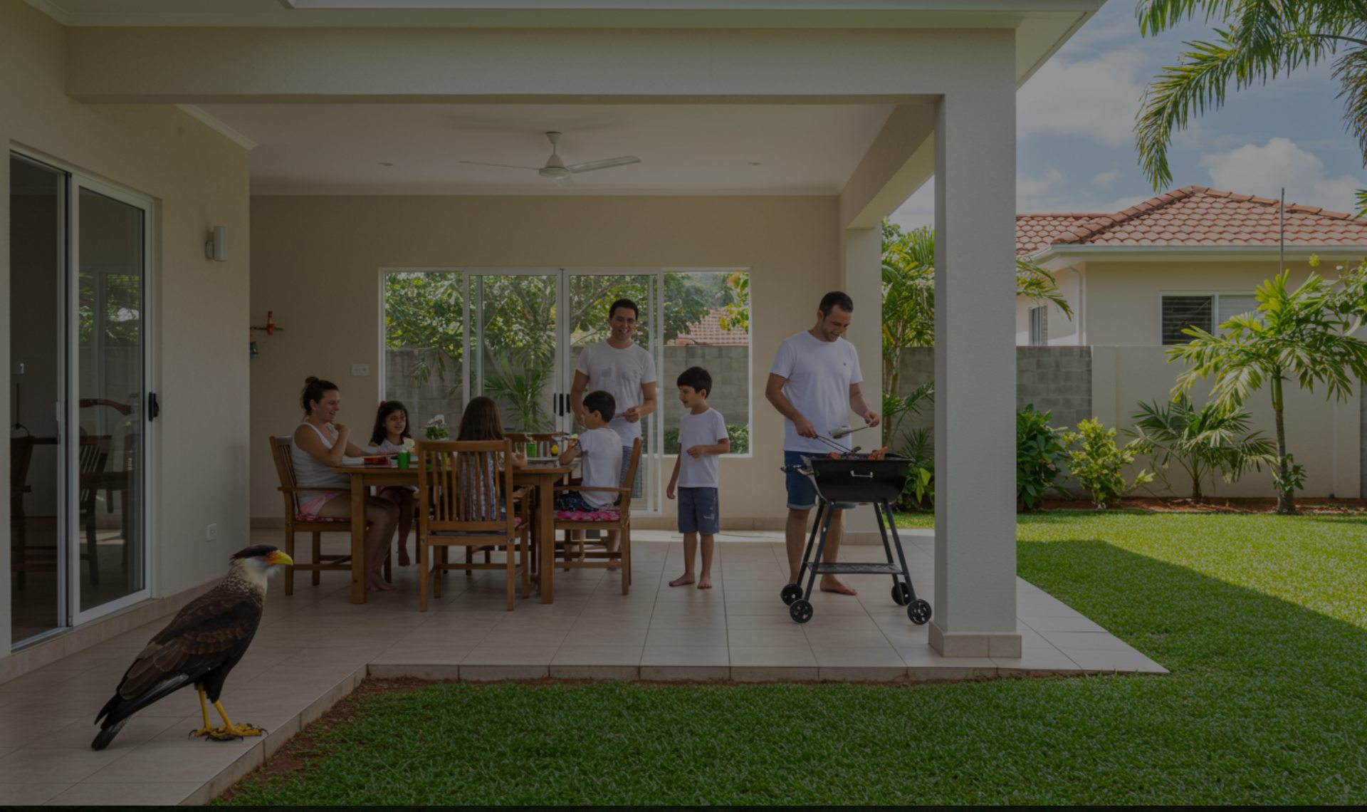 Marketing Imobiliário em Brasília e Entorno: Estratégias Inovadoras para Conquistar o Mercado do Futuro No dinâmico e competitivo mercado imobiliário de Brasília e Entorno, a Agência Carcará oferece soluções completas e personalizadas para construtoras, incorporadoras e imobiliárias que buscam se destacar da concorrência, atrair clientes qualificados e impulsionar suas vendas. Com uma abordagem estratégica e foco em resultados, transformamos projetos imobiliários em verdadeiros sucessos de mercado, desde a concepção da identidade visual até a execução de campanhas de marketing digital de alta performance.